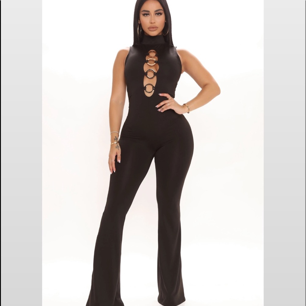 Fashion nova jumpsuit